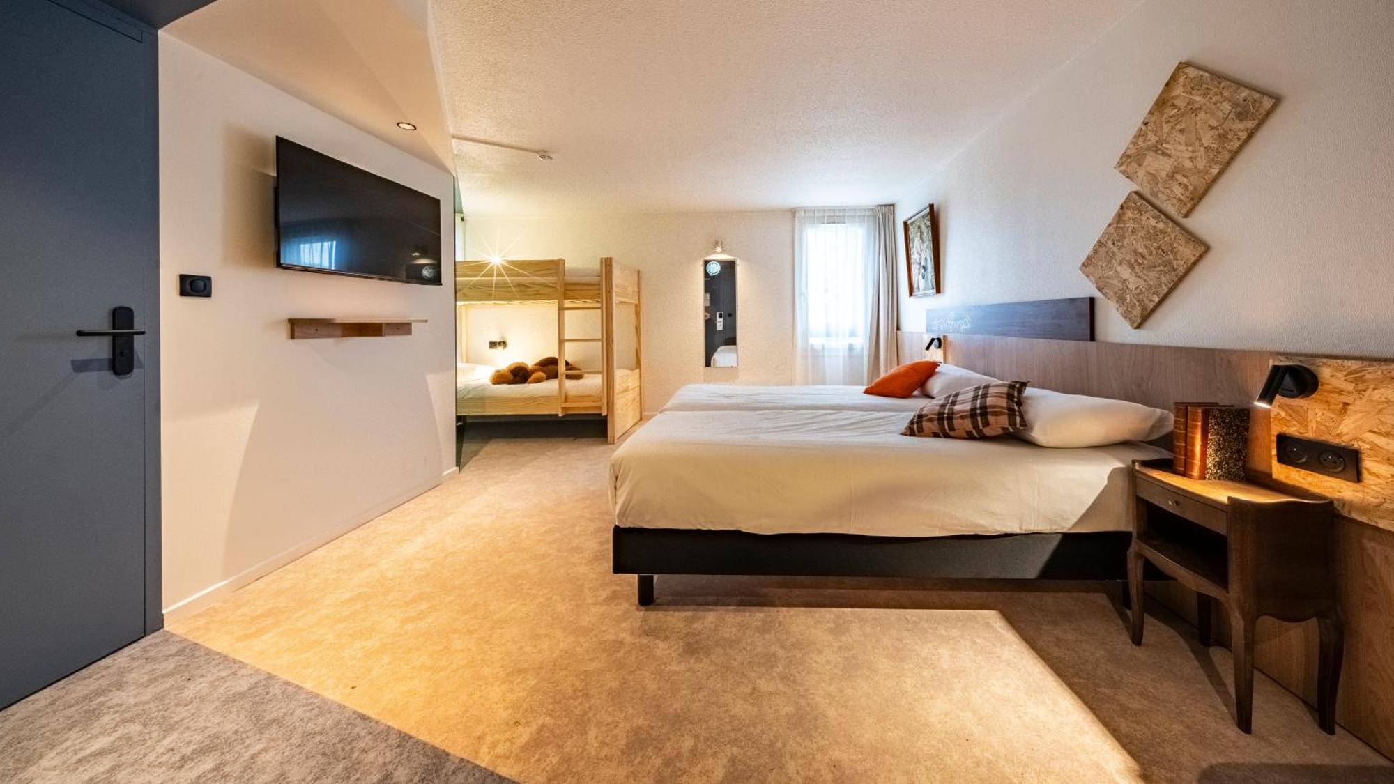 Hotel Logis Lyon Nord Massieux