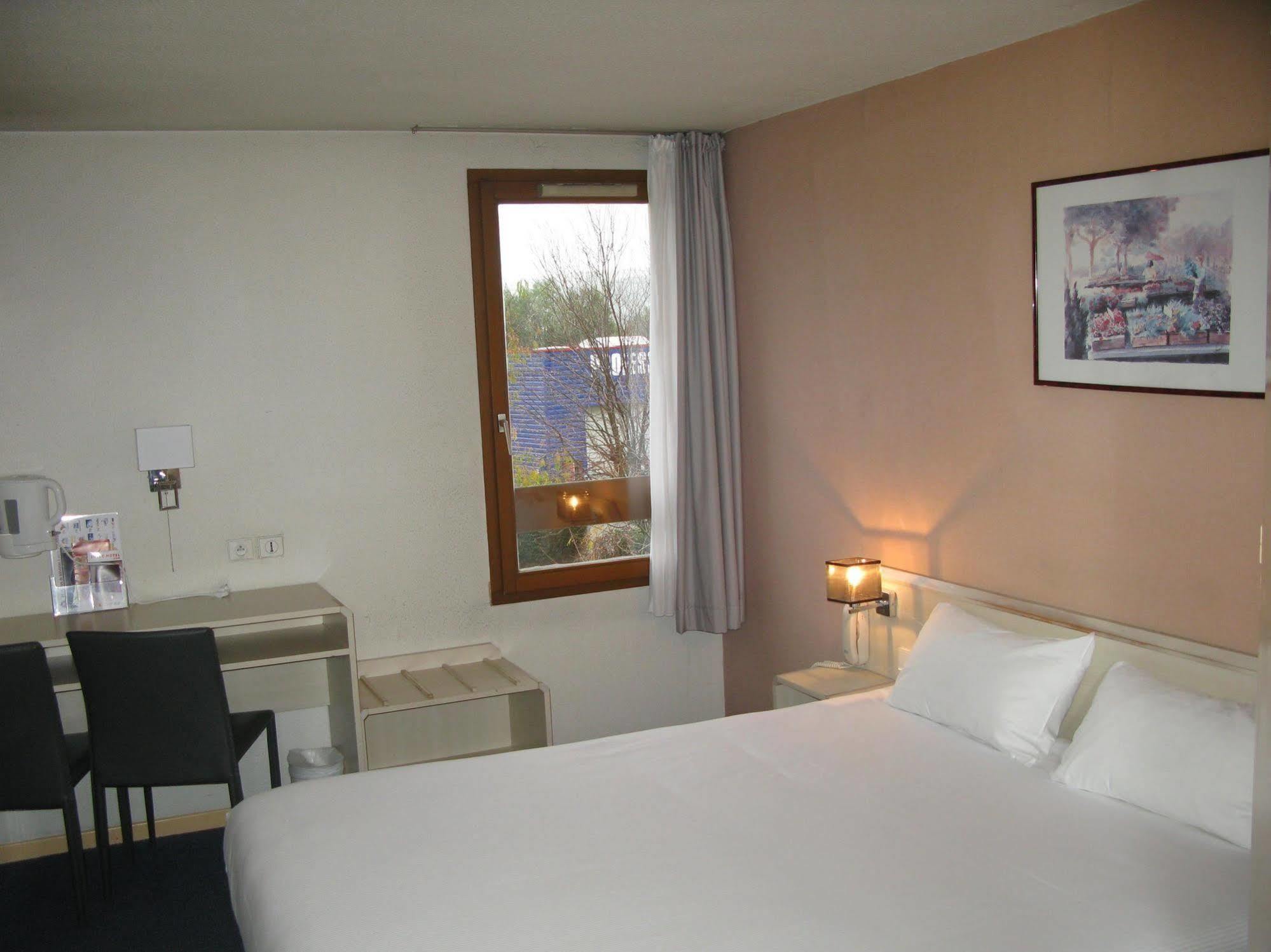 Greet Lyon Nord Hotel Massieux